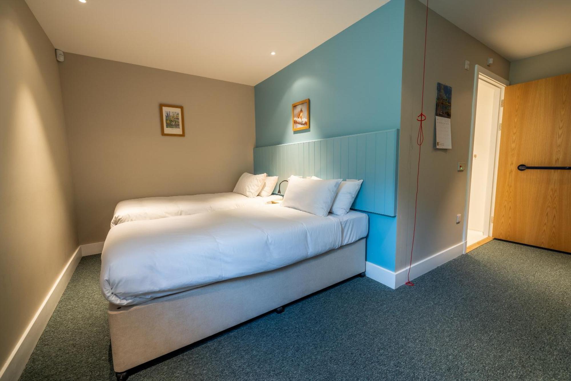 An Spiris Accommodation At Dundreggan Rewilding Centre エクステリア 写真