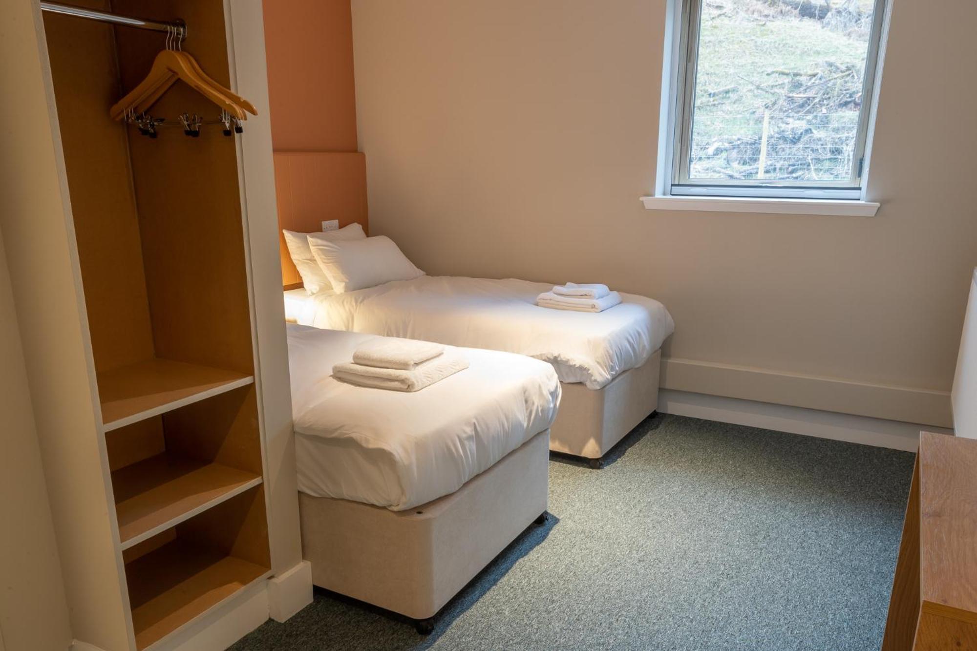 An Spiris Accommodation At Dundreggan Rewilding Centre エクステリア 写真