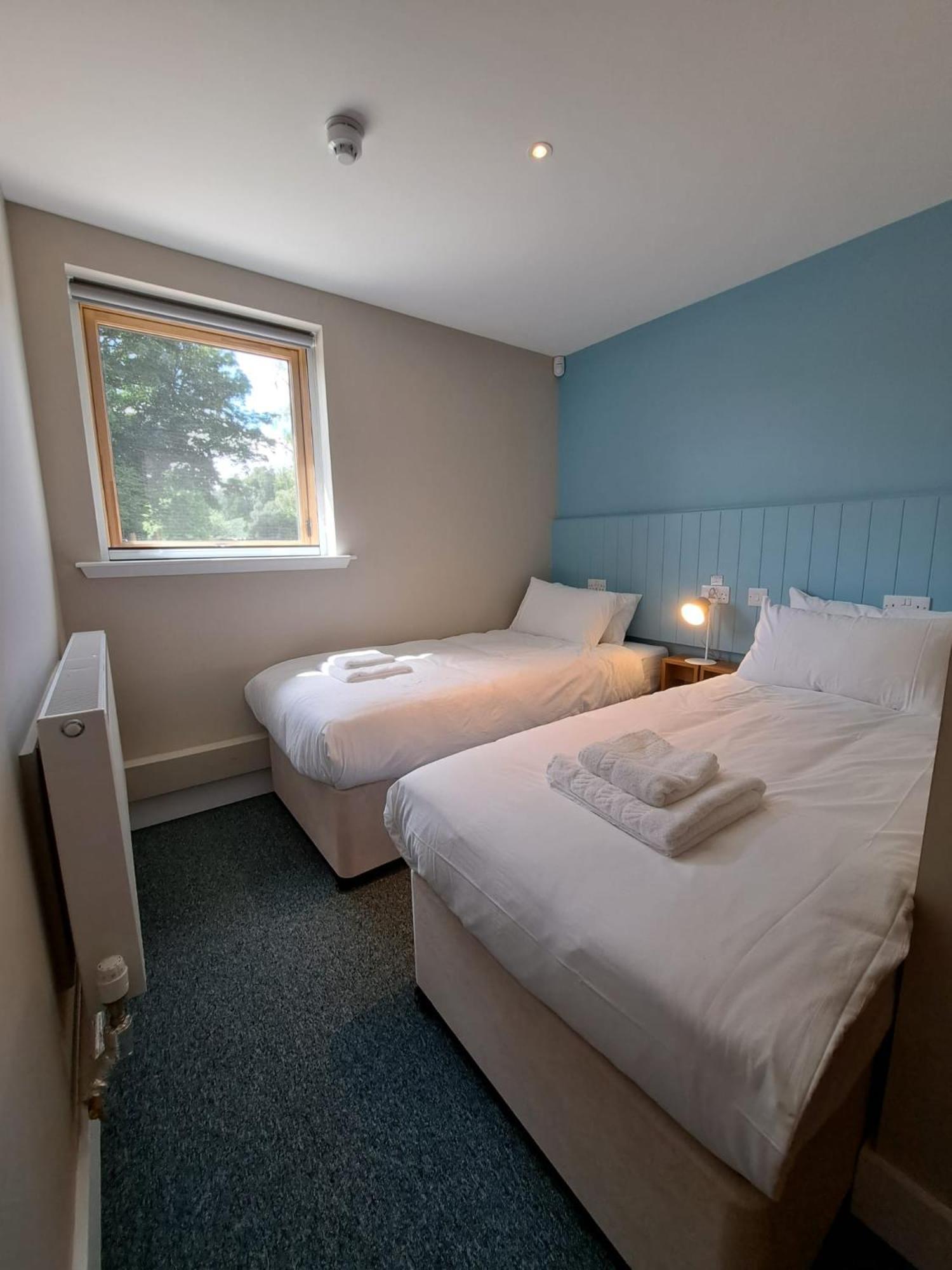 An Spiris Accommodation At Dundreggan Rewilding Centre エクステリア 写真